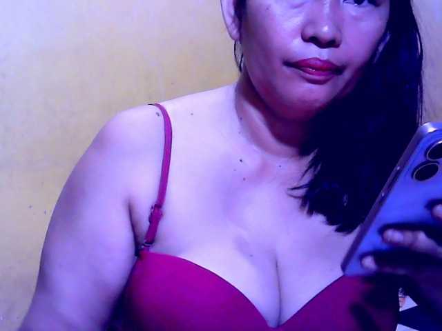 Carmela4u Live Cam on BongaCams