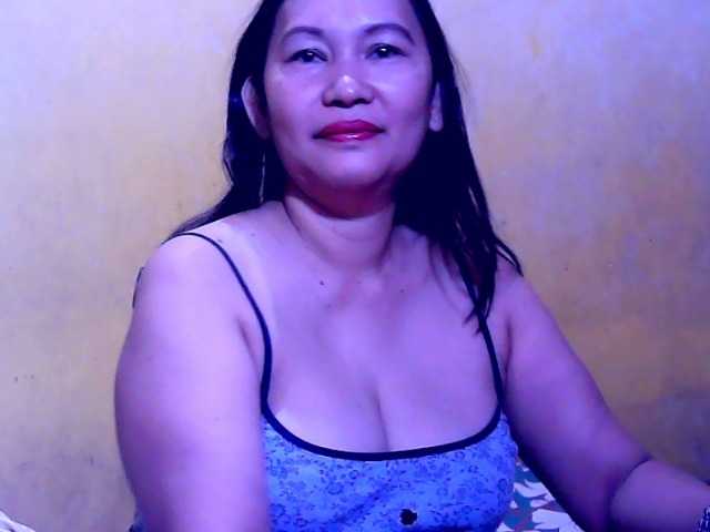 Carmela4u's BongaCams show and profile