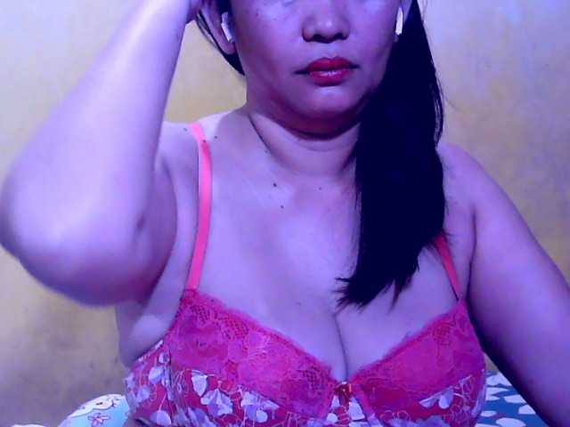 Carmela4u's BongaCams show and profile