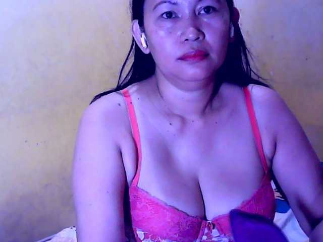 Carmela4u's BongaCams show and profile