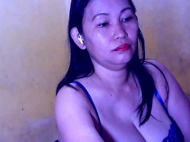 Carmela4u's BongaCams show and profile