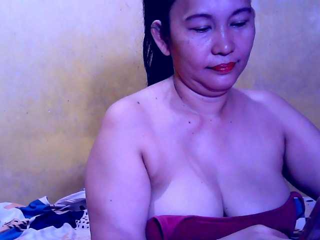 Carmela4u's BongaCams show and profile