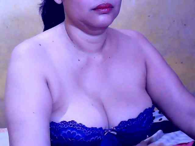 SweetMonlight webcam