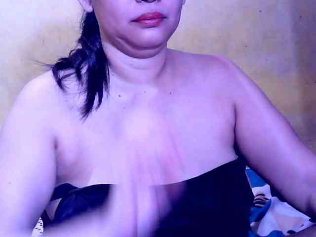 SweetMonlight webcam