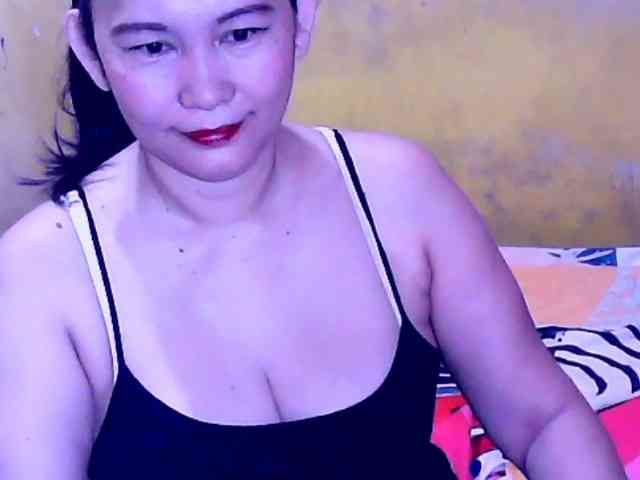 SweetMonlight webcam