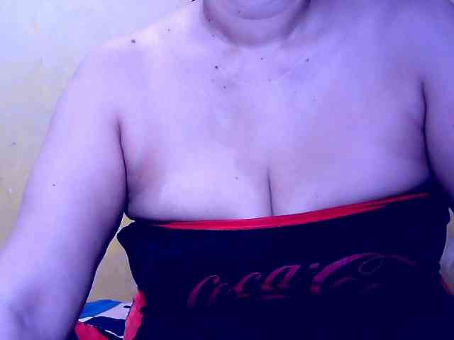SweetMonlight webcam