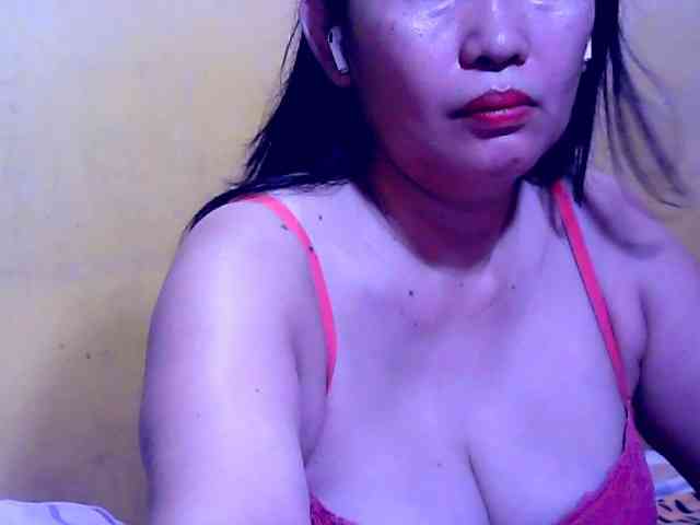 SweetMonlight webcam