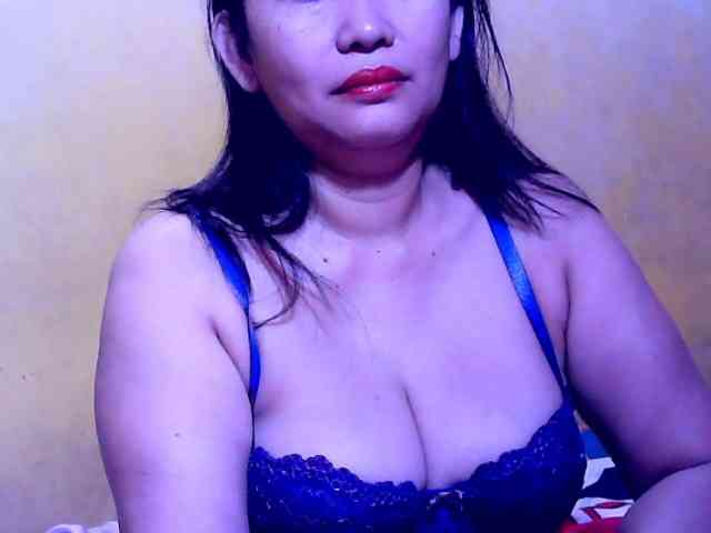 SweetMonlight webcam