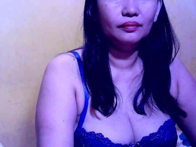 SweetMonlight webcam