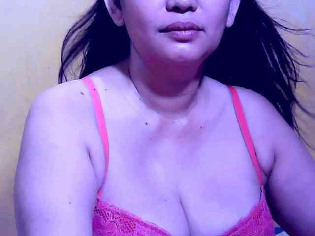 SweetMonlight webcam