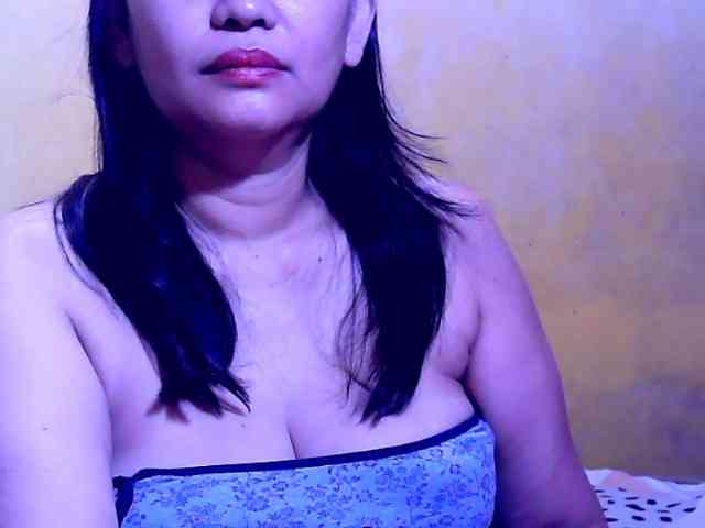 SweetMonlight webcam