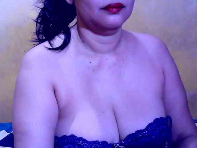 SweetMonlight webcam