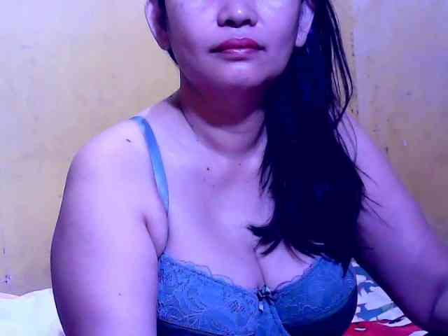 SweetMonlight webcam