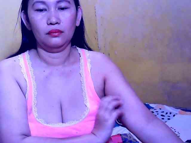 SweetMonlight webcam