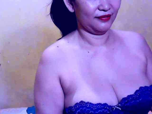 SweetMonlight webcam