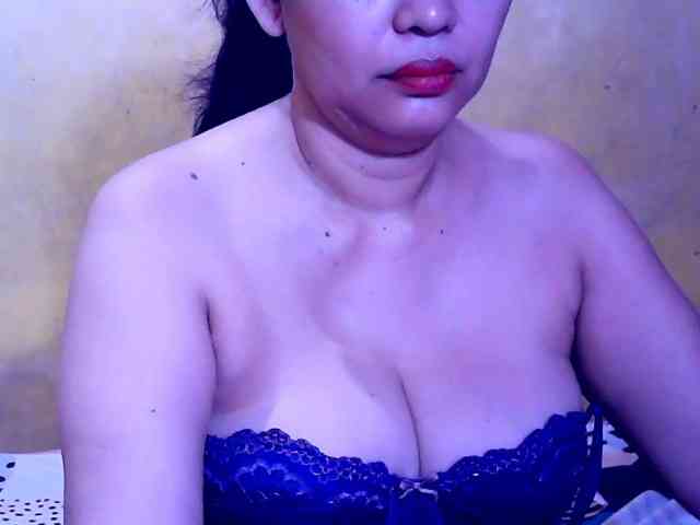 SweetMonlight webcam