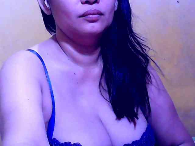 SweetMonlight webcam