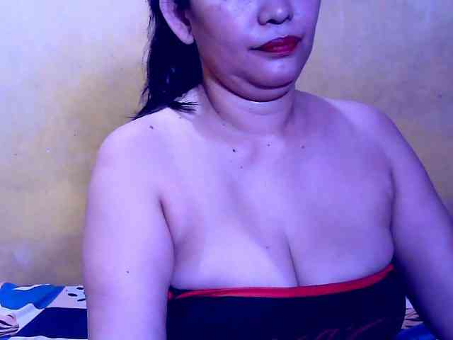 SweetMonlight webcam