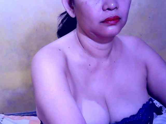 SweetMonlight webcam