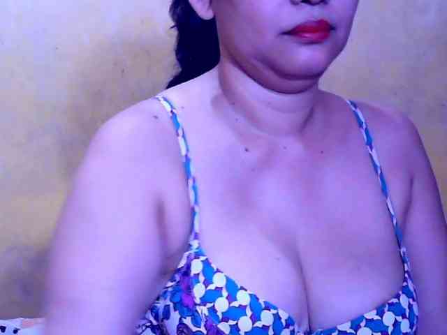 SweetMonlight webcam