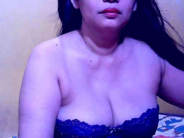 SweetMonlight webcam