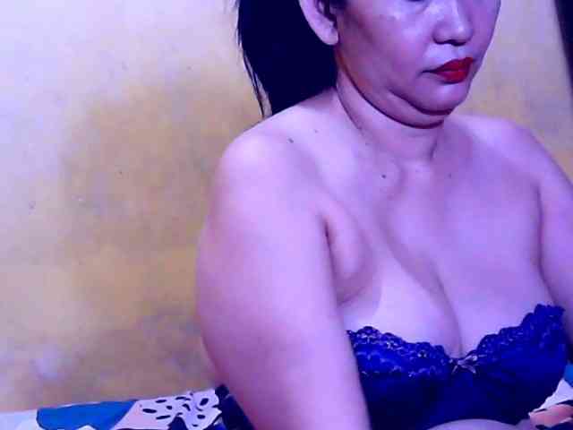 SweetMonlight webcam