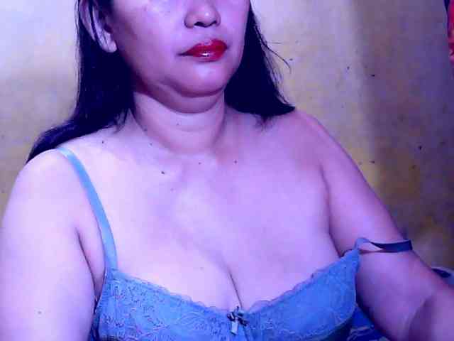 SweetMonlight webcam