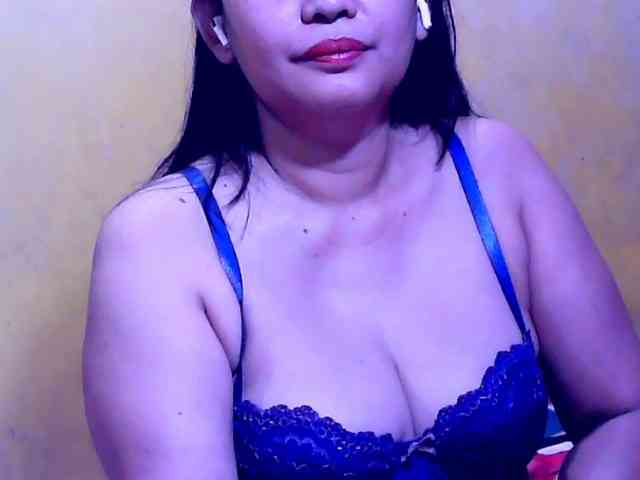 SweetMonlight webcam