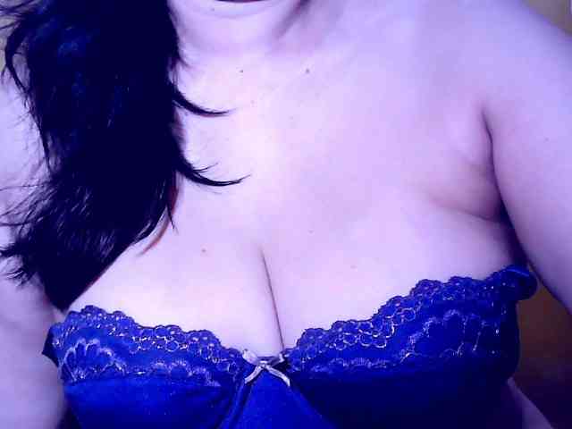 Carmela4u webcam