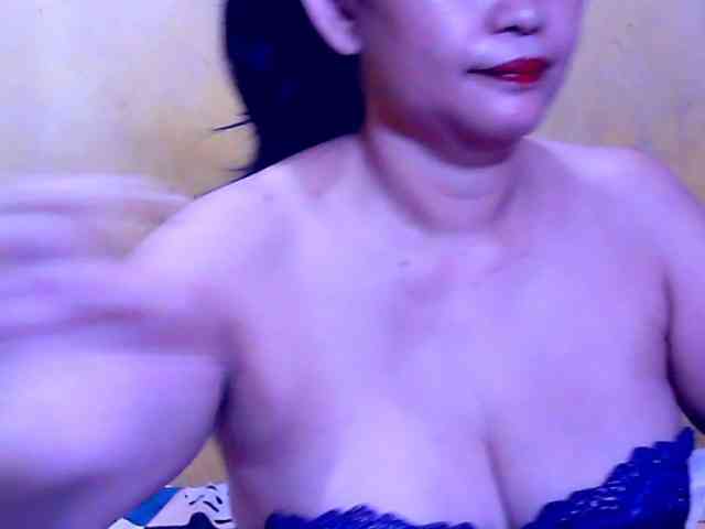 SweetMonlight webcam