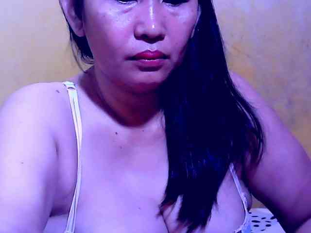 SweetMonlight webcam