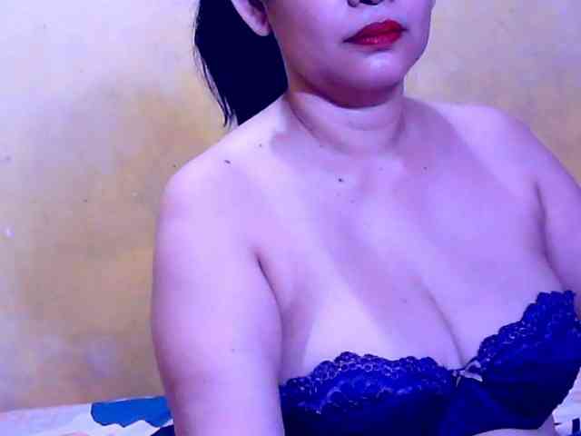 SweetMonlight webcam