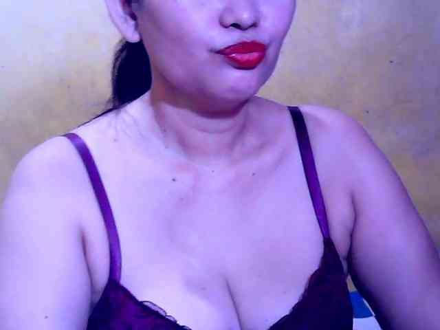 SweetMonlight webcam