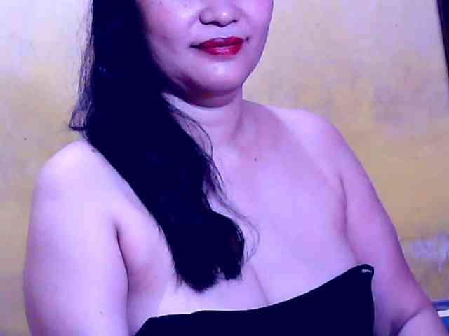 SweetMonlight webcam