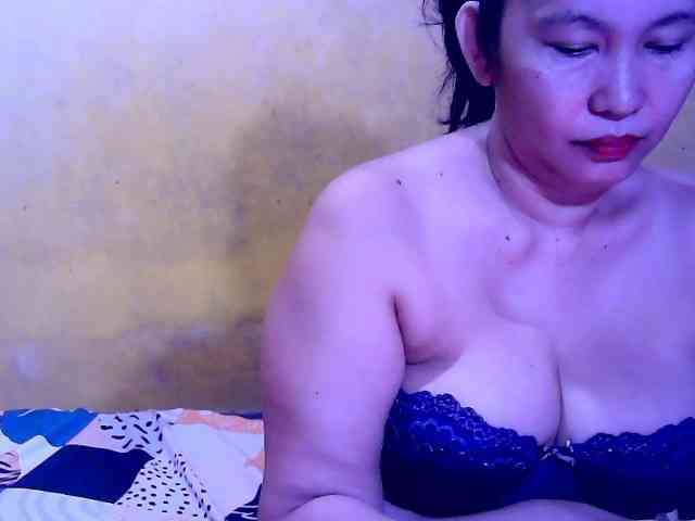 SweetMonlight webcam