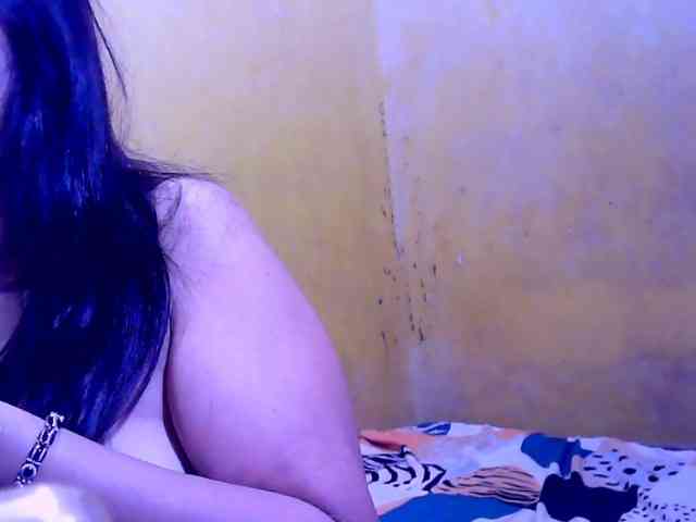 SweetMonlight webcam