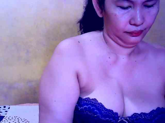 SweetMonlight webcam