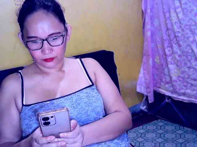SweetMonlight webcam