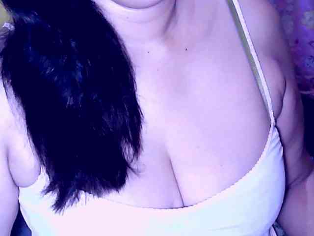 SweetMonlight webcam