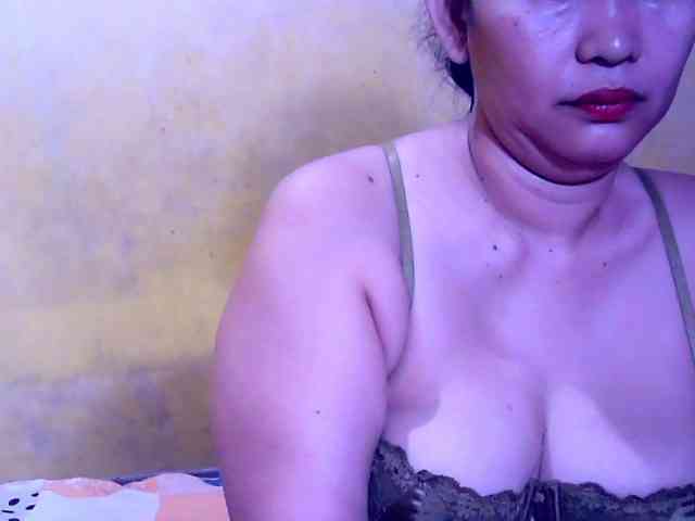 SweetMonlight webcam