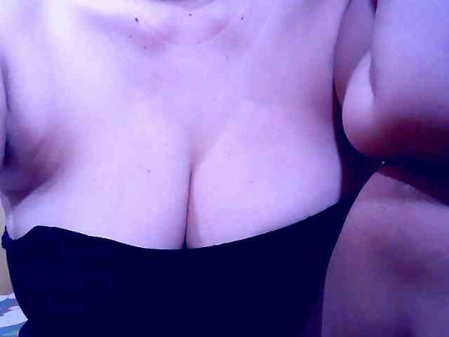 SweetMonlight webcam