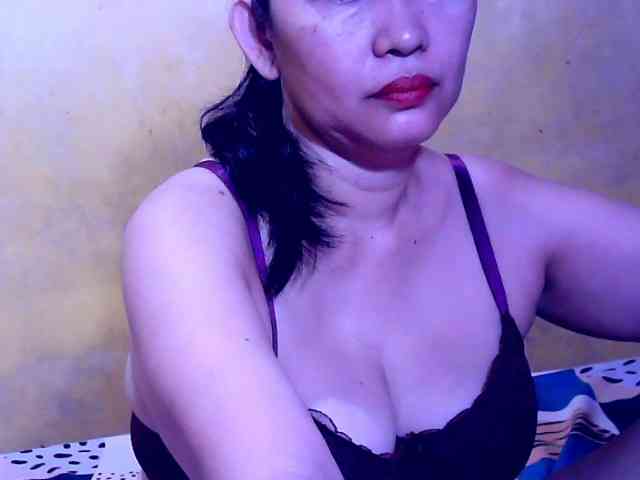 SweetMonlight webcam