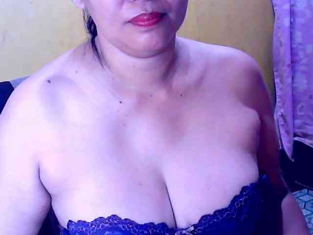 SweetMonlight webcam