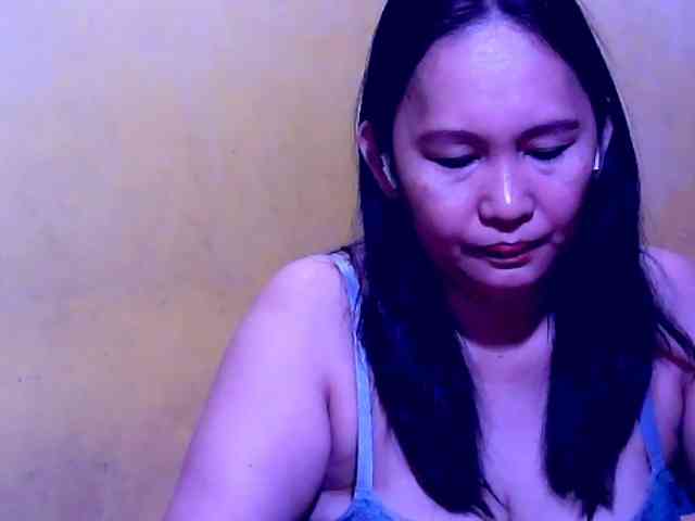 SweetMonlight webcam