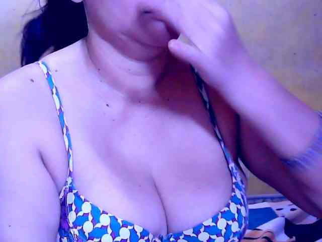 SweetMonlight webcam