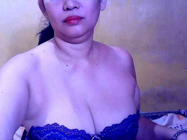 SweetMonlight webcam