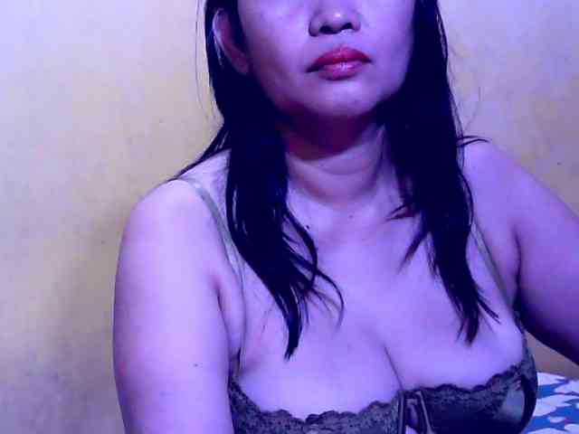 SweetMonlight webcam