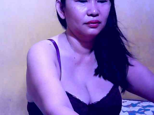 SweetMonlight webcam