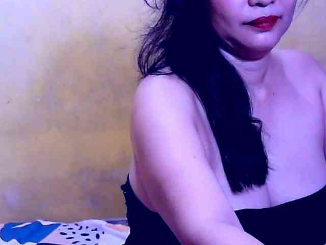 SweetMonlight webcam