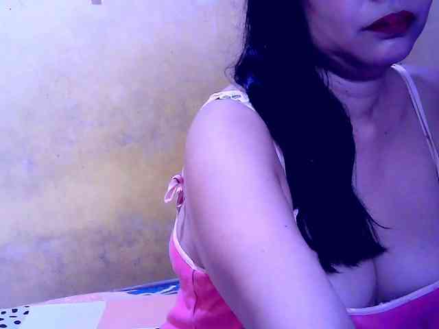 SweetMonlight webcam